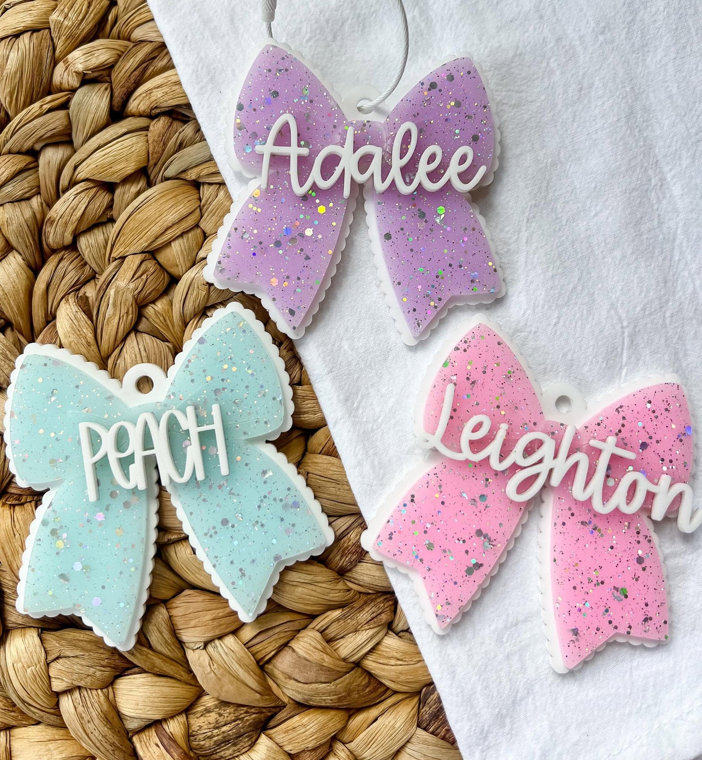 bow bag tag