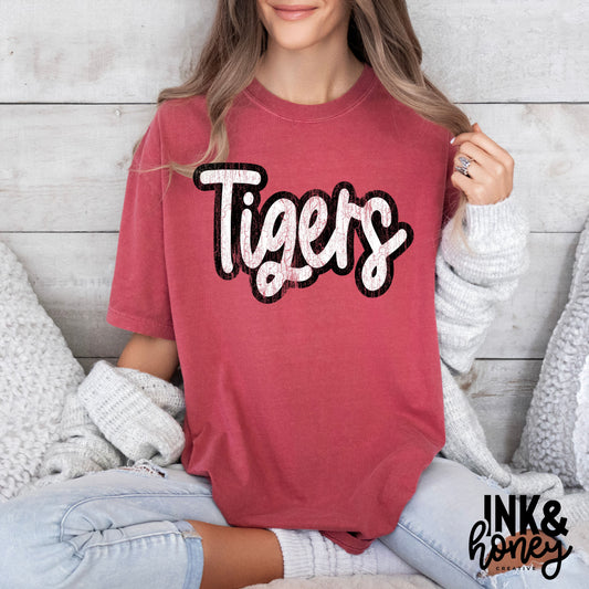 hartselle distressed tee