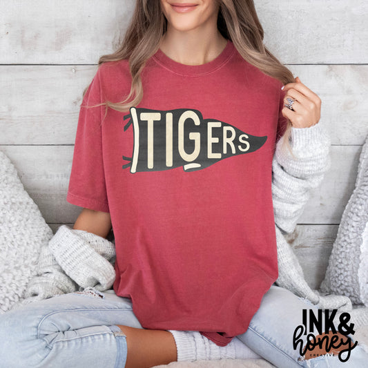 tigers pennant tee