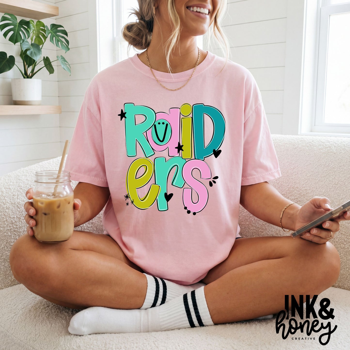 raider doodle tee