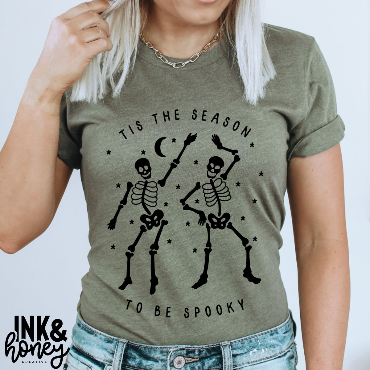 tis the season skeleton tee
