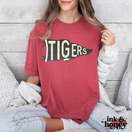 tigers pennant tee